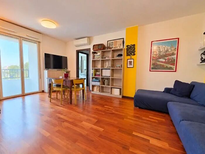 Appartamento trilocale in vendita in Via Giuseppe Giusti, Vimercate