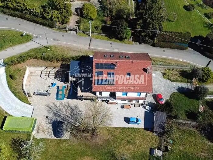 Appartamento quadrilocale in vendita in Via delle Fonti, La Cassa