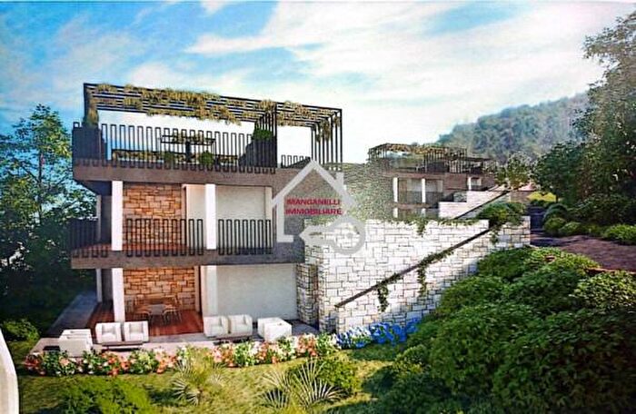 Casa bilocale in vendita in Contrada Scorticione a, Centola