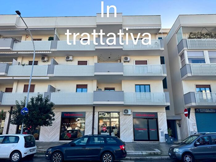 Appartamento quadrilocale in vendita in Via San Donato, Monopoli