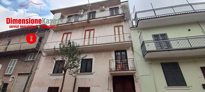 Appartamento trilocale in vendita in Via Cardinale, Quadrelle