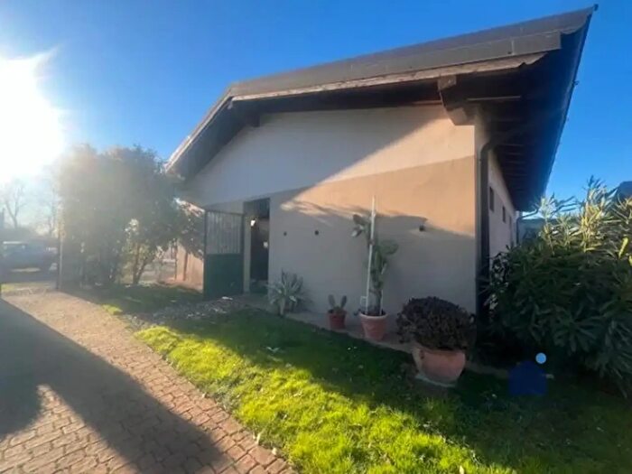 Casa bilocale in vendita in Viale della Rimembranza, Castenedolo