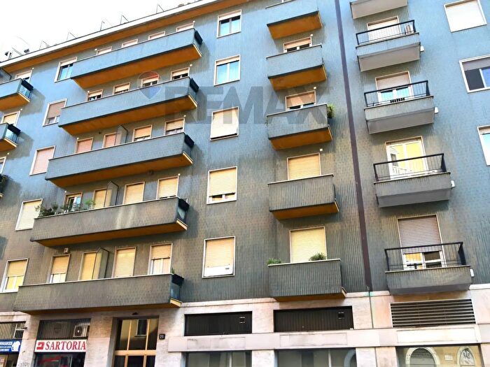 Appartamento bilocale in vendita in Via Scipio Slataper, Milano