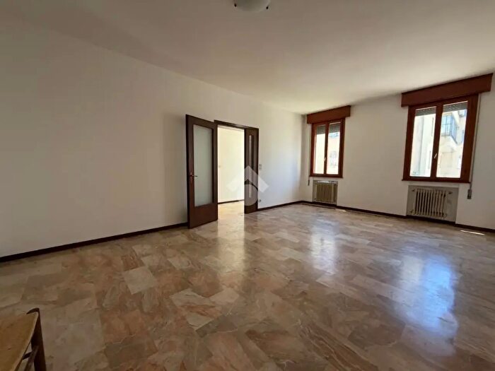 Appartamento trilocale in vendita in Via Citolo da Perugia, Padova
