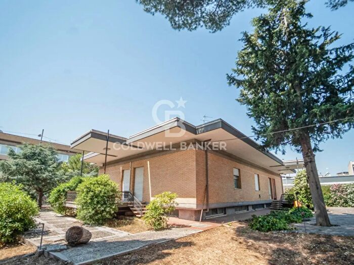 Casa con 6 locali in vendita in Via Madonna di Pompei, Grottaglie