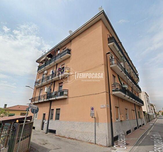 Appartamento quadrilocale in vendita in Limbiate