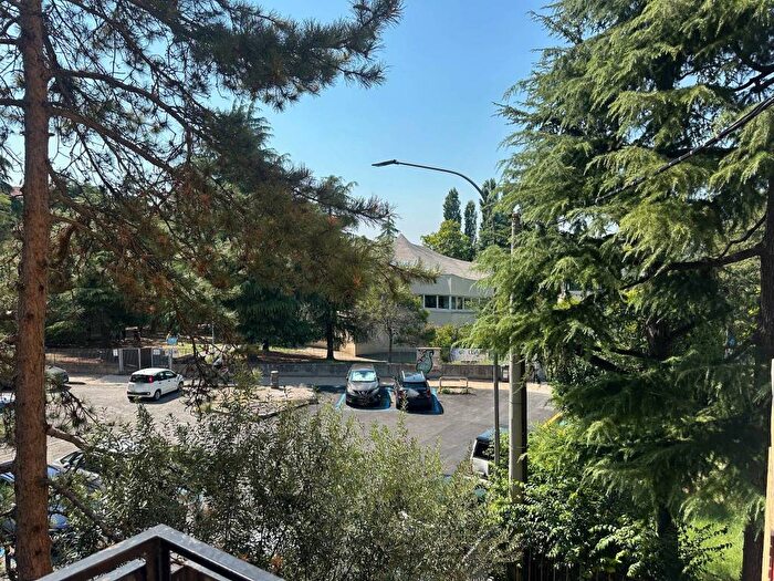 Appartamento quadrilocale in affitto in Via dei Carracci, Talon Croce, Casalecchio di Reno