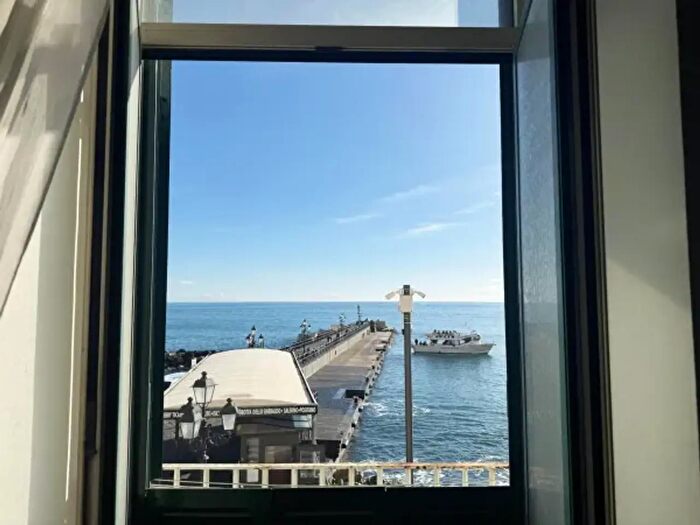 Appartamento con 6 locali in vendita in Amalfi