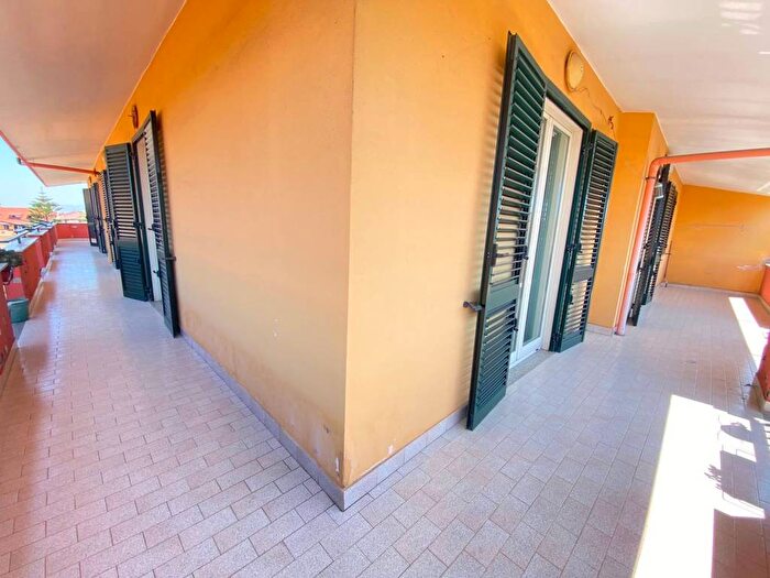 Appartamento quadrilocale in affitto in Via Innamorati, Nuovo Corso Campano Marchesella, Giugliano in Campania