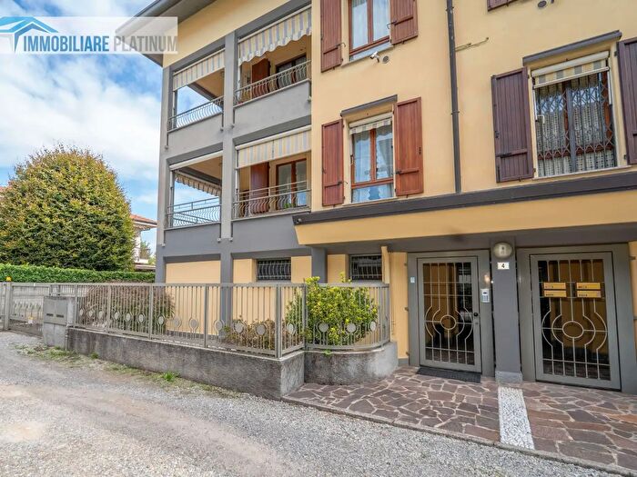 Appartamento quadrilocale in vendita in Gioacchino Rossini, Biassono