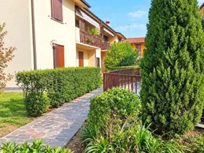 Appartamento trilocale in vendita in Via Antonio Vivaldi, Mozzo