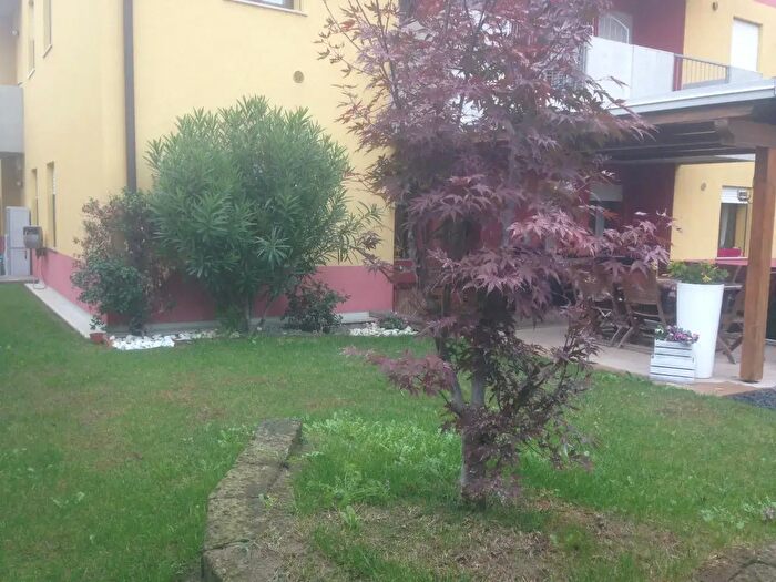 Appartamento trilocale in vendita in Via Ferrazzi, Vicenza
