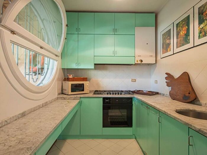 Appartamento trilocale in affitto in Via dellOrdine di Santo Stefano, Marina di Pisa, Pisa