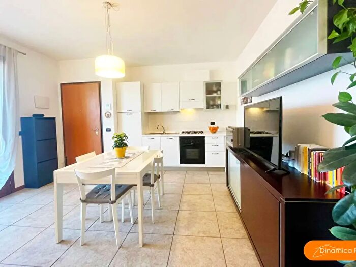 Appartamento bilocale in vendita in Via dei Carabinieri, Fontanelle