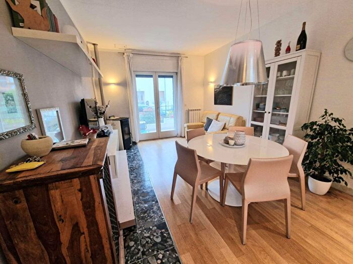 Appartamento trilocale in vendita in Staranzano