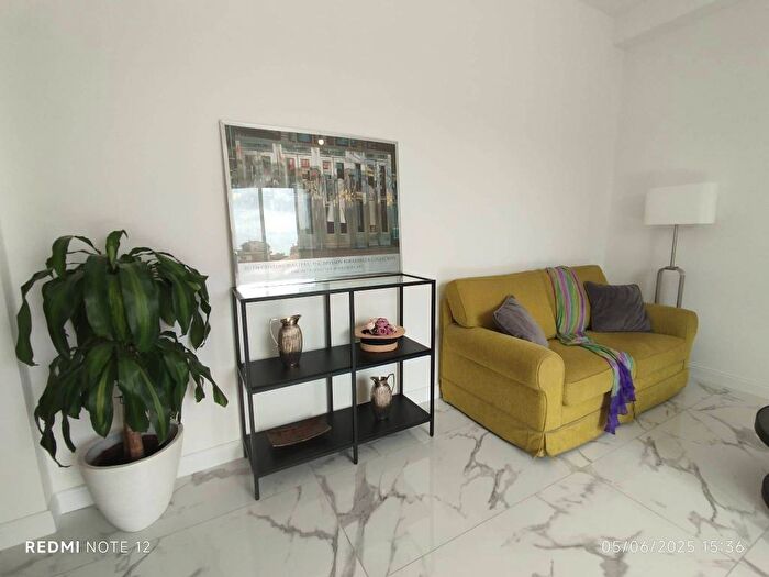 Appartamento bilocale in affitto in Via dei Monti della Valchetta, Labaro, Roma