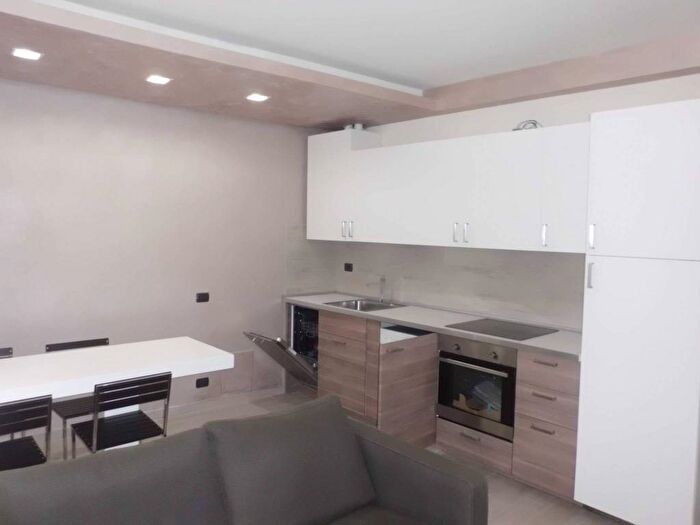 Appartamento bilocale in affitto in Strada Giuseppe Garibaldi, Centro Storico, Parma