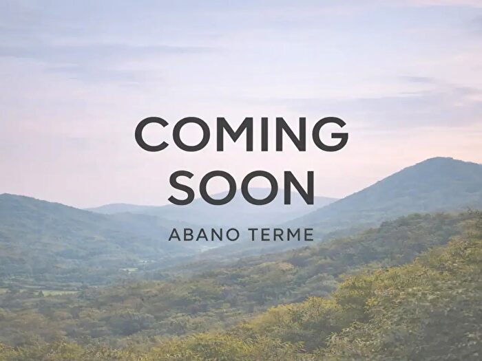 Casa con 5 locali in vendita in Via Bembo, Abano Terme