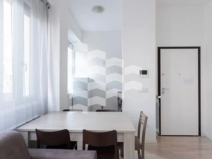 Appartamento trilocale in vendita in Corso di Porta Vittoria, Milano