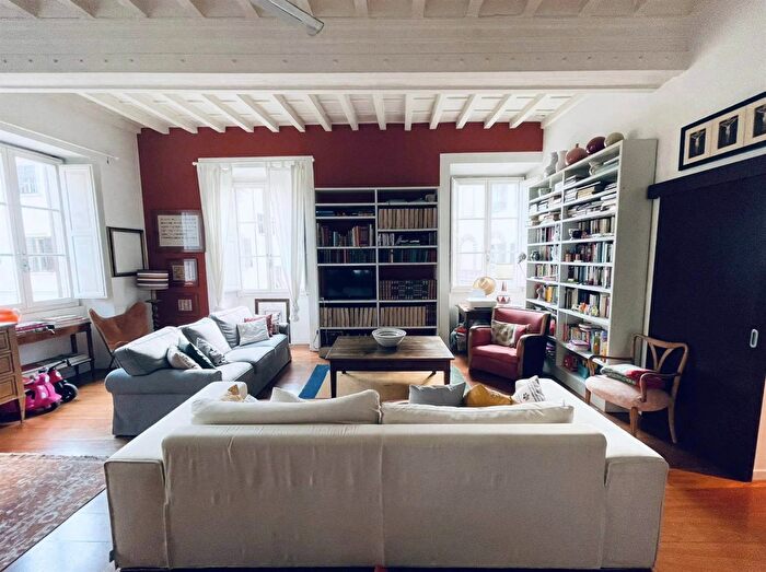 Appartamento con 5 locali in affitto in Firenze, Firenze