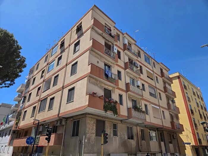 Appartamento quadrilocale in vendita in Via Traversa Basile, Reggio Calabria
