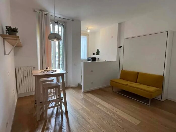 Appartamento monolocale in affitto in Via Caccialepori, Milano