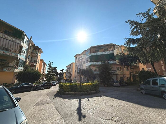 Appartamento bilocale in vendita in Via Privata Luigi Sapio, Portici