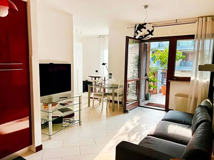 Appartamento monolocale in affitto in Via Villa di Faonte, Roma