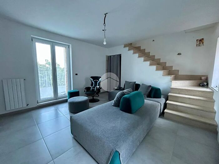 Casa con 7 locali in vendita in Via Garibaldi, Castagnole Monferrato