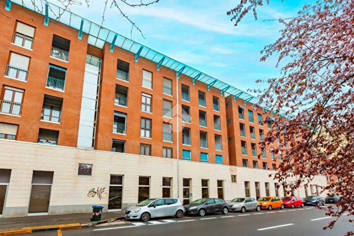 Appartamento quadrilocale in vendita in Via Pietro Cossa, Torino