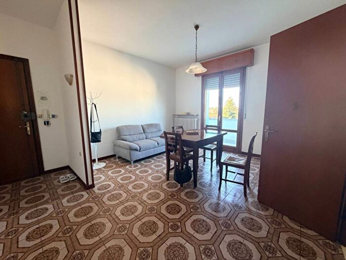 Appartamento trilocale in affitto in Villa Poma, Borgo Mantovano