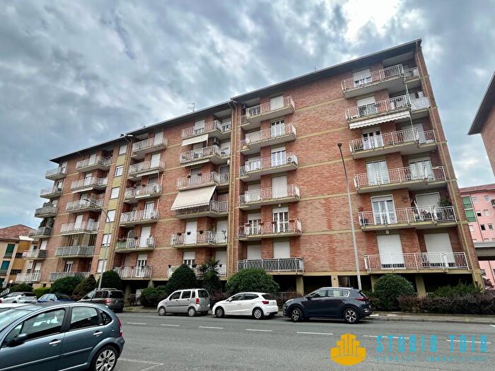 Appartamento quadrilocale in affitto in Via Antonio Rosmini Serbati, Masarone, Biella