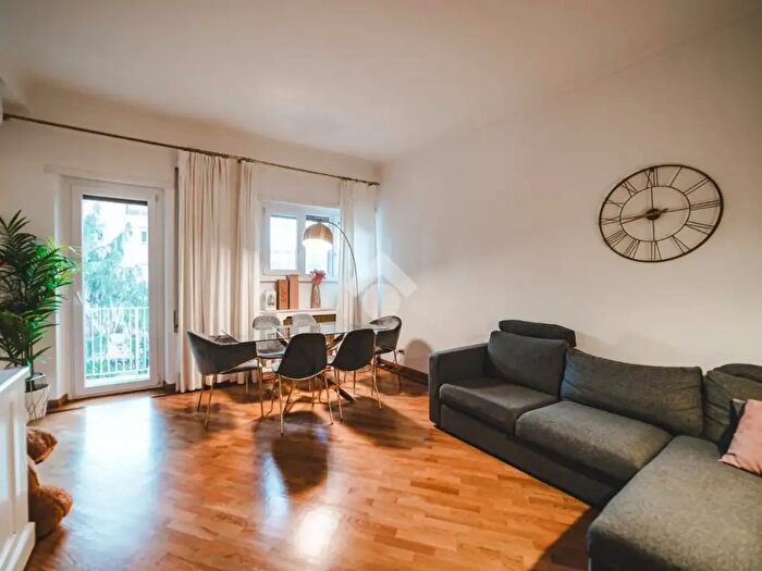 Appartamento quadrilocale in vendita in Roma