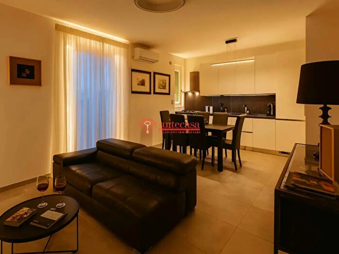 Appartamento trilocale in vendita in Via Annibale Maria di Francia, Trani