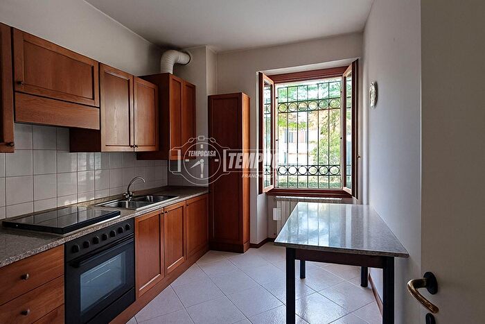 Appartamento bilocale in vendita in Vicolo Nicolò Tommaseo, Lodi