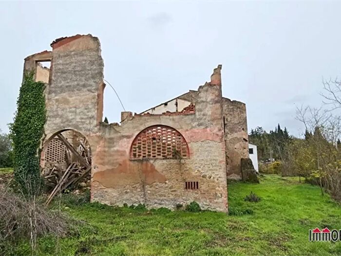 Casa con 20 locali in vendita in Certaldo