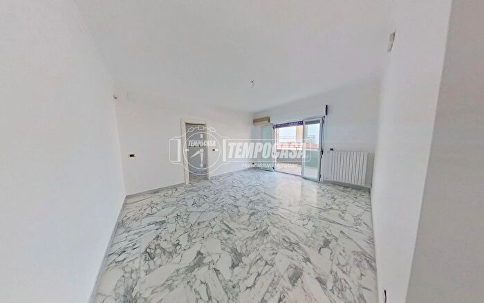 Appartamento trilocale in vendita in Via Carlo Alberto, Triggiano