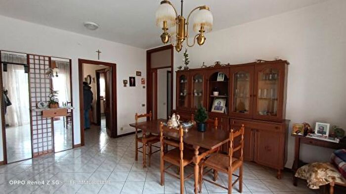 Appartamento con 5 locali in vendita in Strada Provinciale Corridoniana, Corridonia