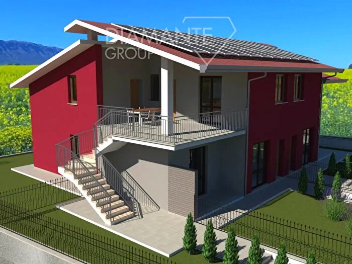 Appartamento quadrilocale in vendita in Castiglione Del Lago