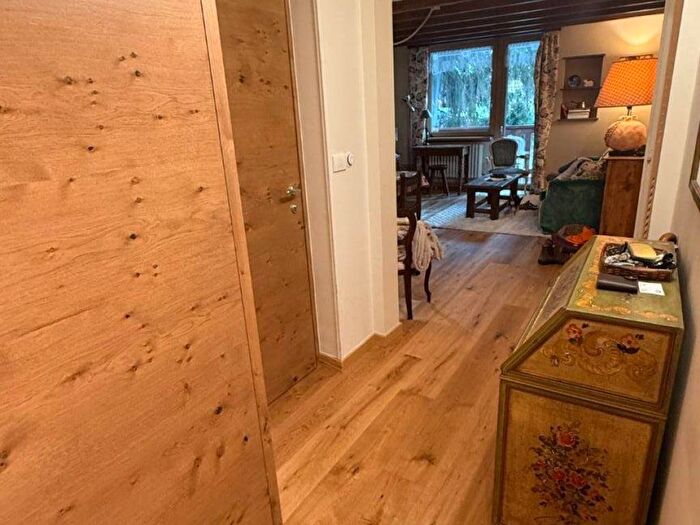 Appartamento trilocale in affitto in Via Circonvallazione, Centro, Courmayeur