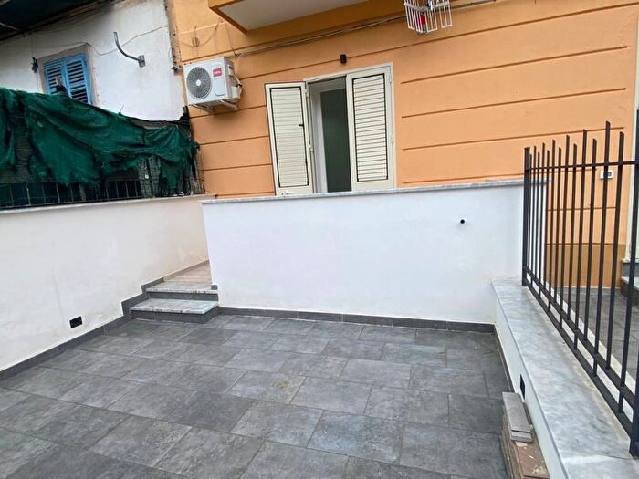 Appartamento bilocale in affitto in Via Manderino, Sferracavallo Barcarello, Palermo