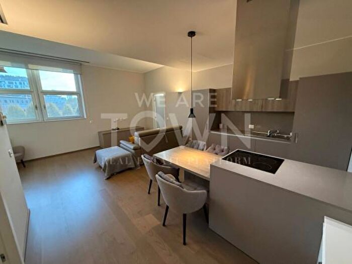 Appartamento bilocale in affitto in Via Giampietro Lucini, Milano