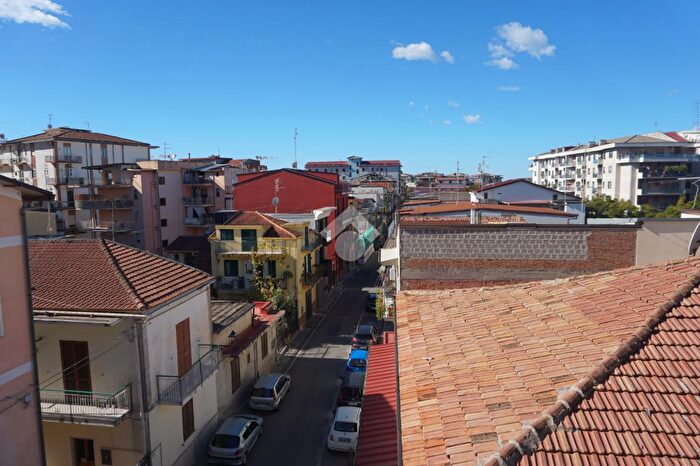 Appartamento trilocale in vendita in Via Stella, Battipaglia