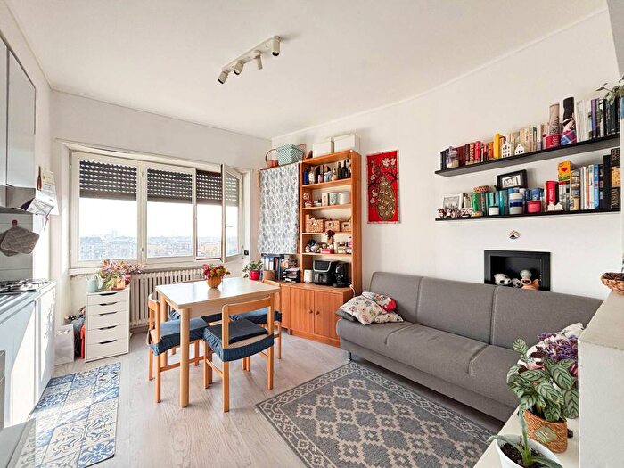 Appartamento bilocale in affitto in Via George Washington, Washington, Milano