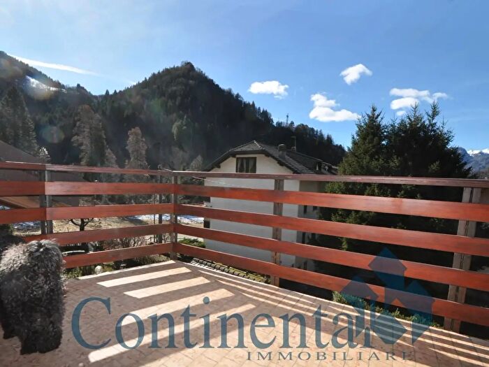 Case in Vendita e in Affitto - 3