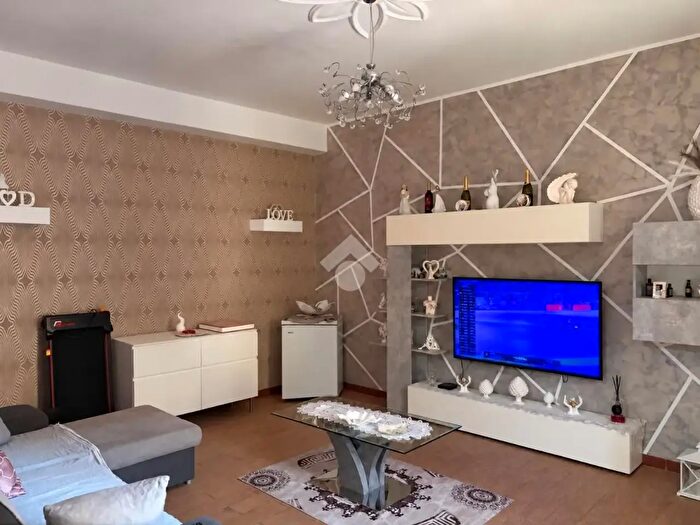 Appartamento trilocale in vendita in Via Pavese, Sant'Arpino