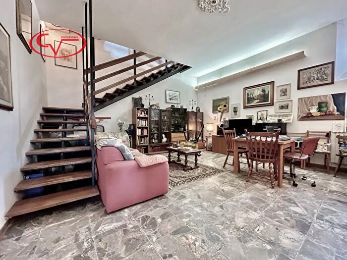 Appartamento quadrilocale in vendita in Via Fabbrini, Cavriglia