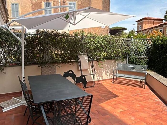 Appartamento trilocale in affitto in Via C Ambrosini, Centro Storico, Anzio