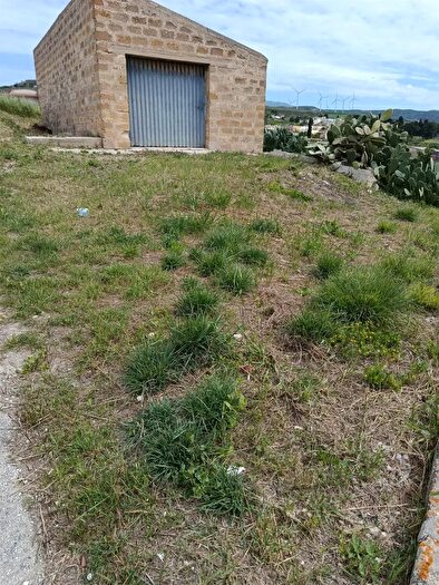 Casa con 5 locali in vendita in Via Canonica Valderice, Valderice