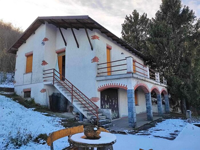 Casa con 5 locali in vendita in Novi Via Verdi Arquata Scrivia Tortona Lcitalia, Garbagna